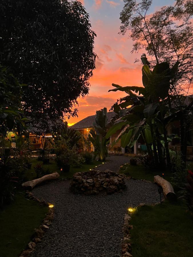 Nautilus Hostel & Hammocks Panglao Exterior photo