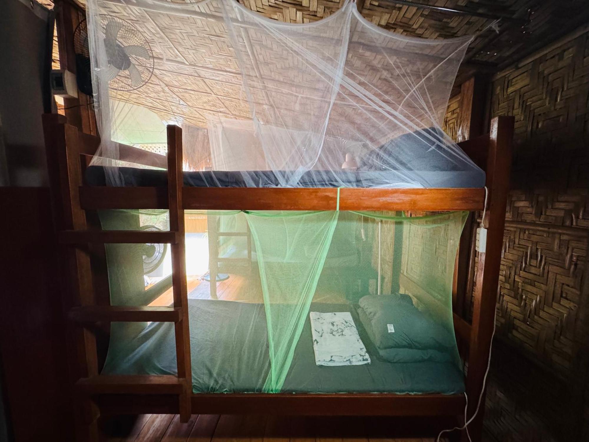 Nautilus Hostel & Hammocks Panglao Exterior photo